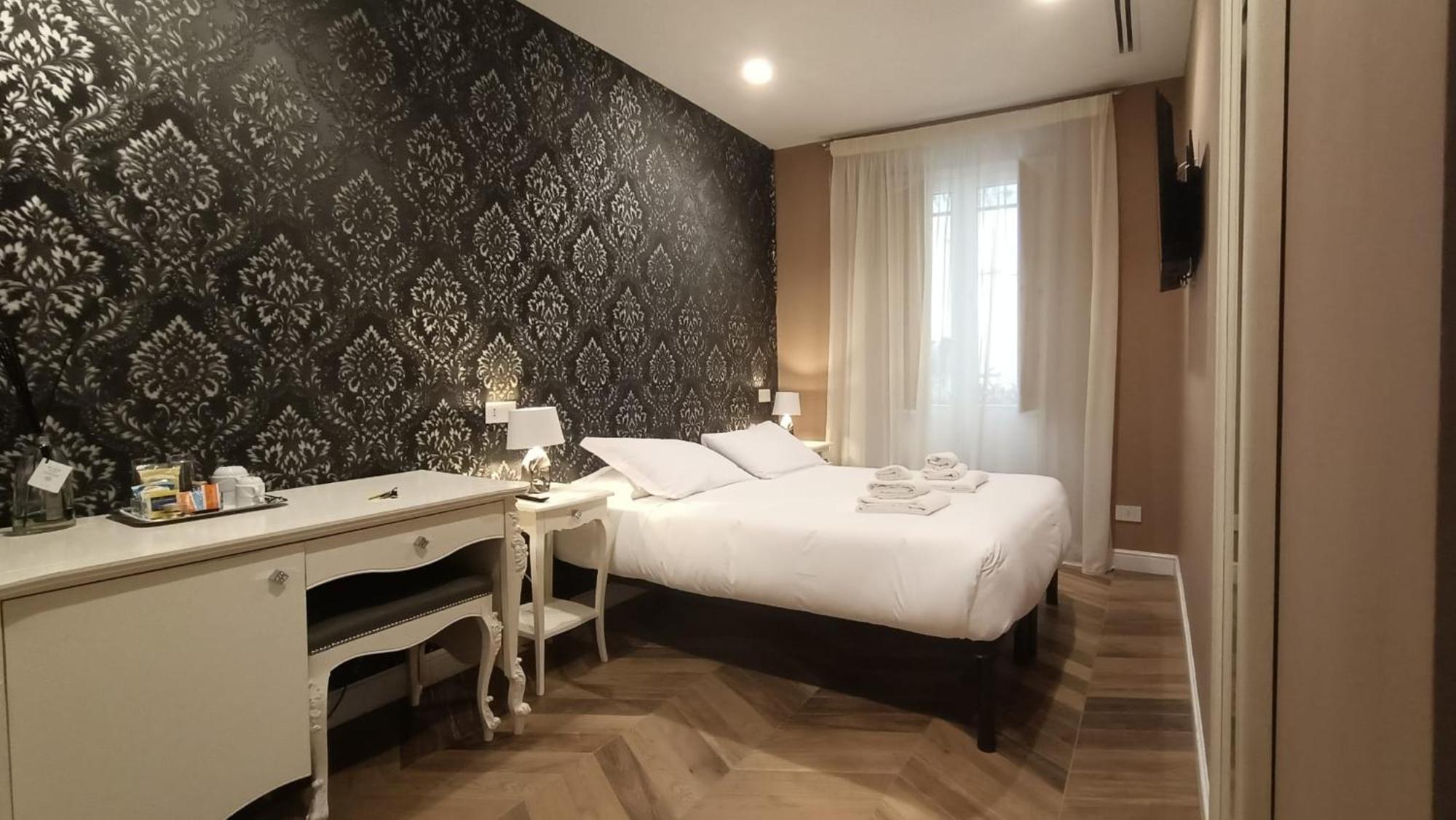 B&B Palazzo Fracassini Rome Exterior photo